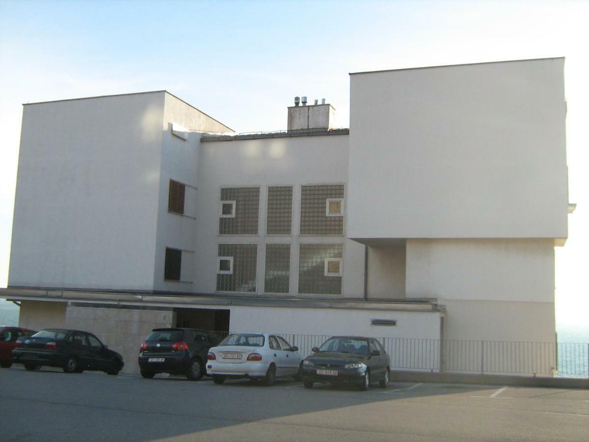 Apartment Diklic セニ エクステリア 写真