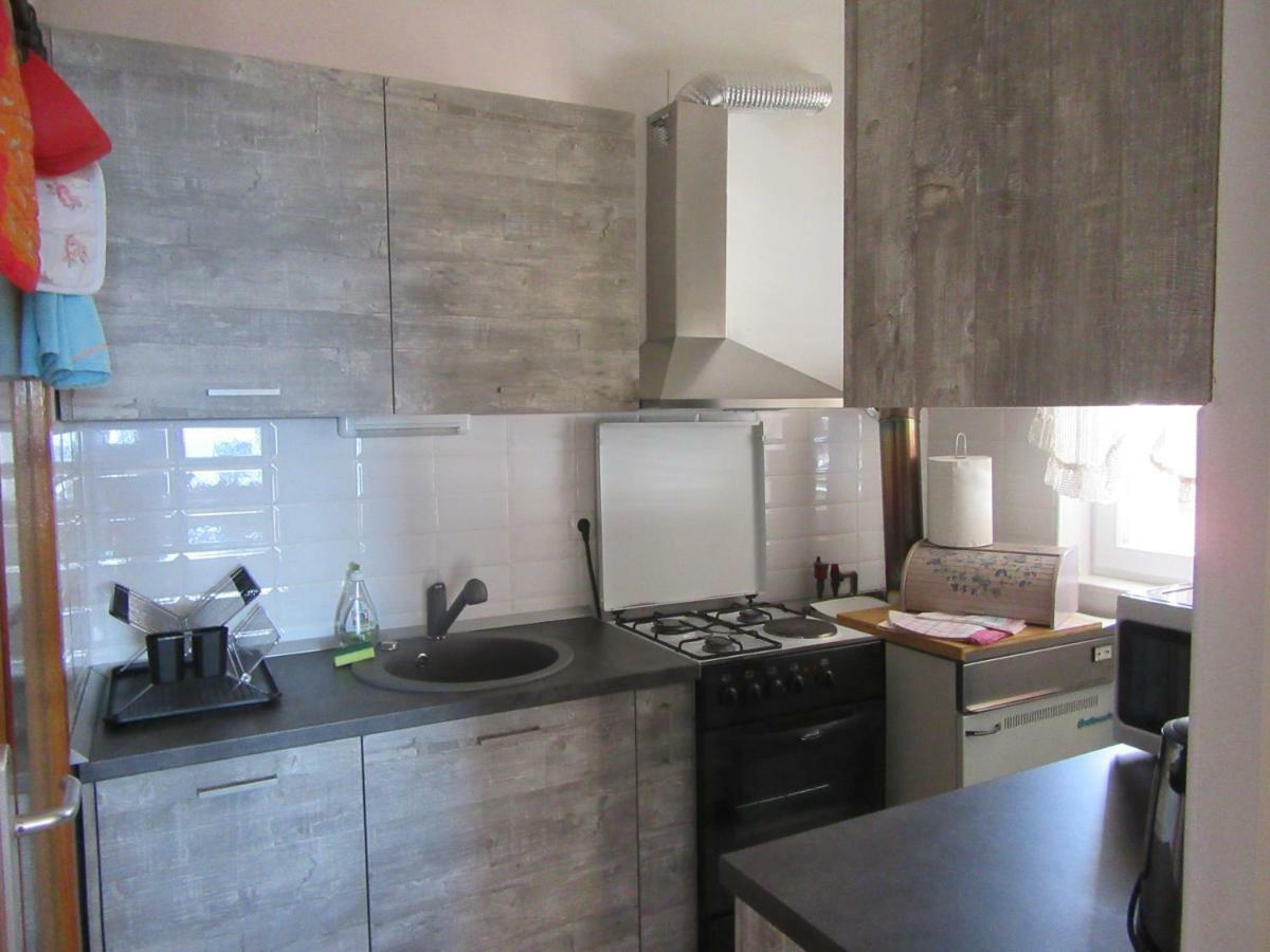 Apartment Diklic セニ エクステリア 写真